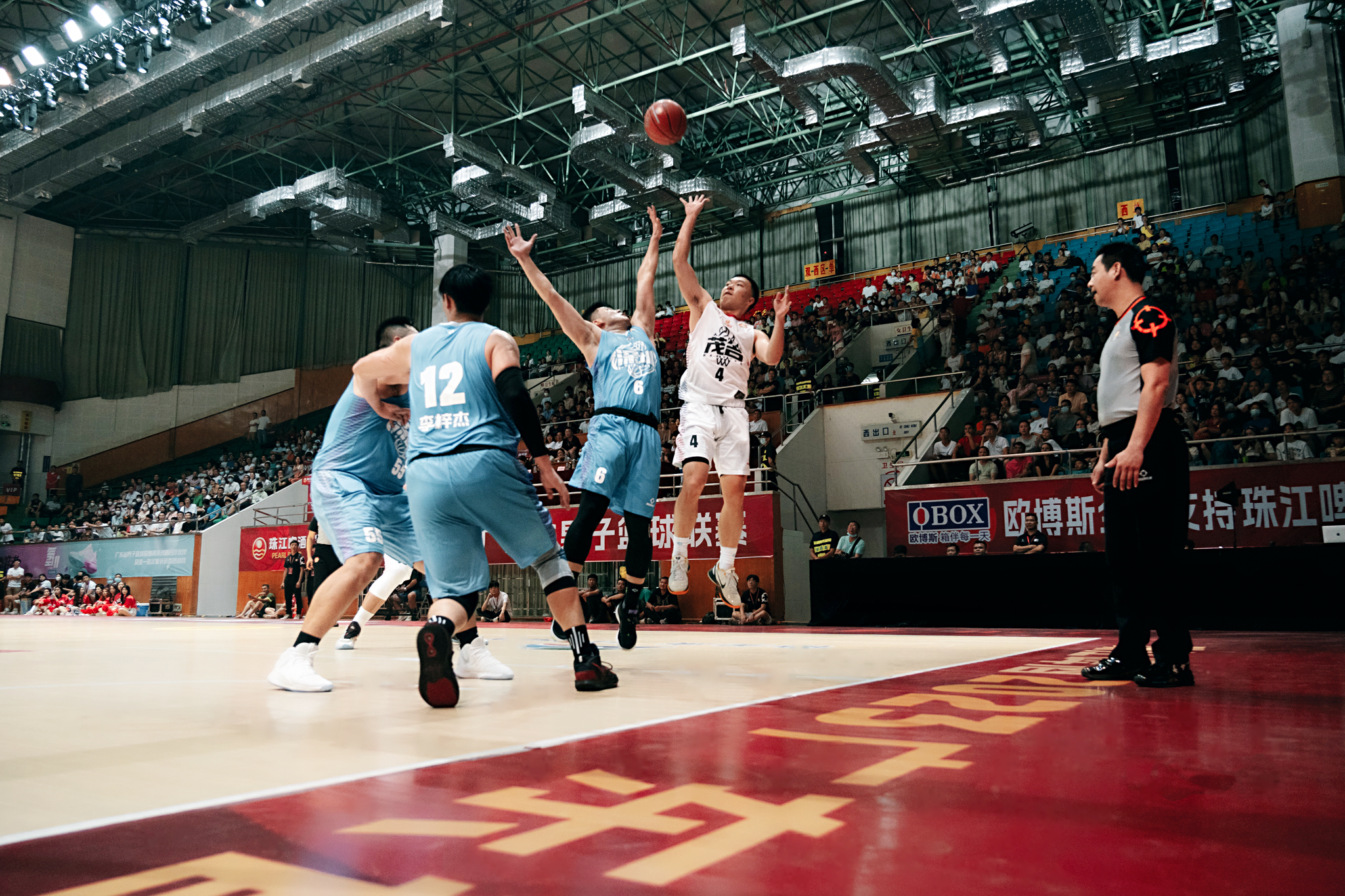 賽事級籃球館解決方案