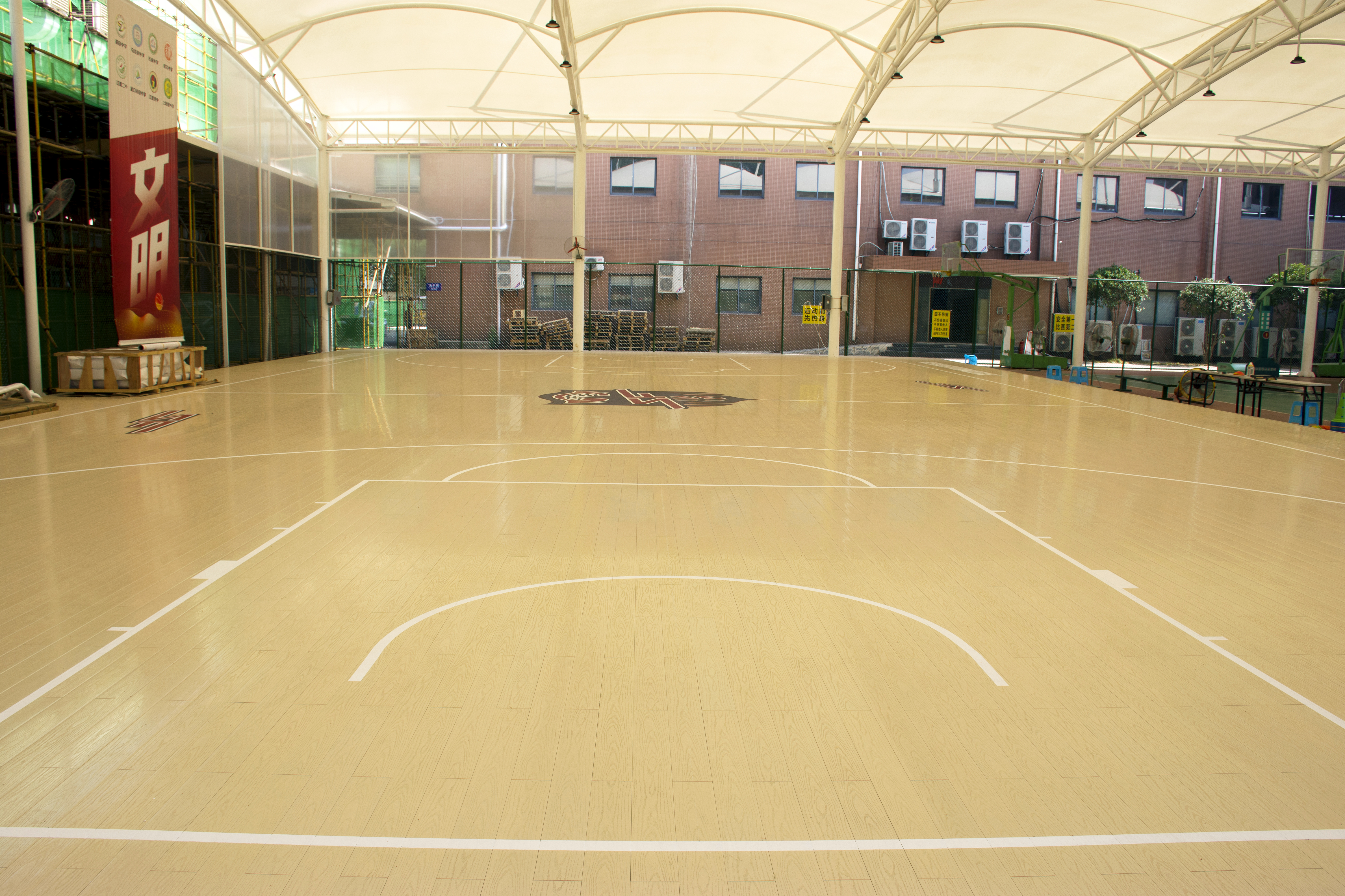 武漢盛帆俱樂部籃球訓(xùn)練場(chǎng)地